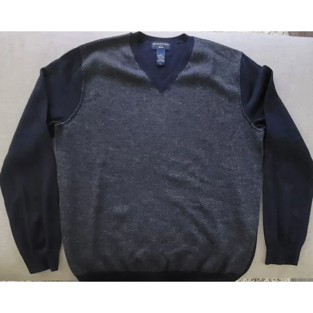 Banana Republic Mens Gray Blue Merino Wool V-Neck Sweater Large